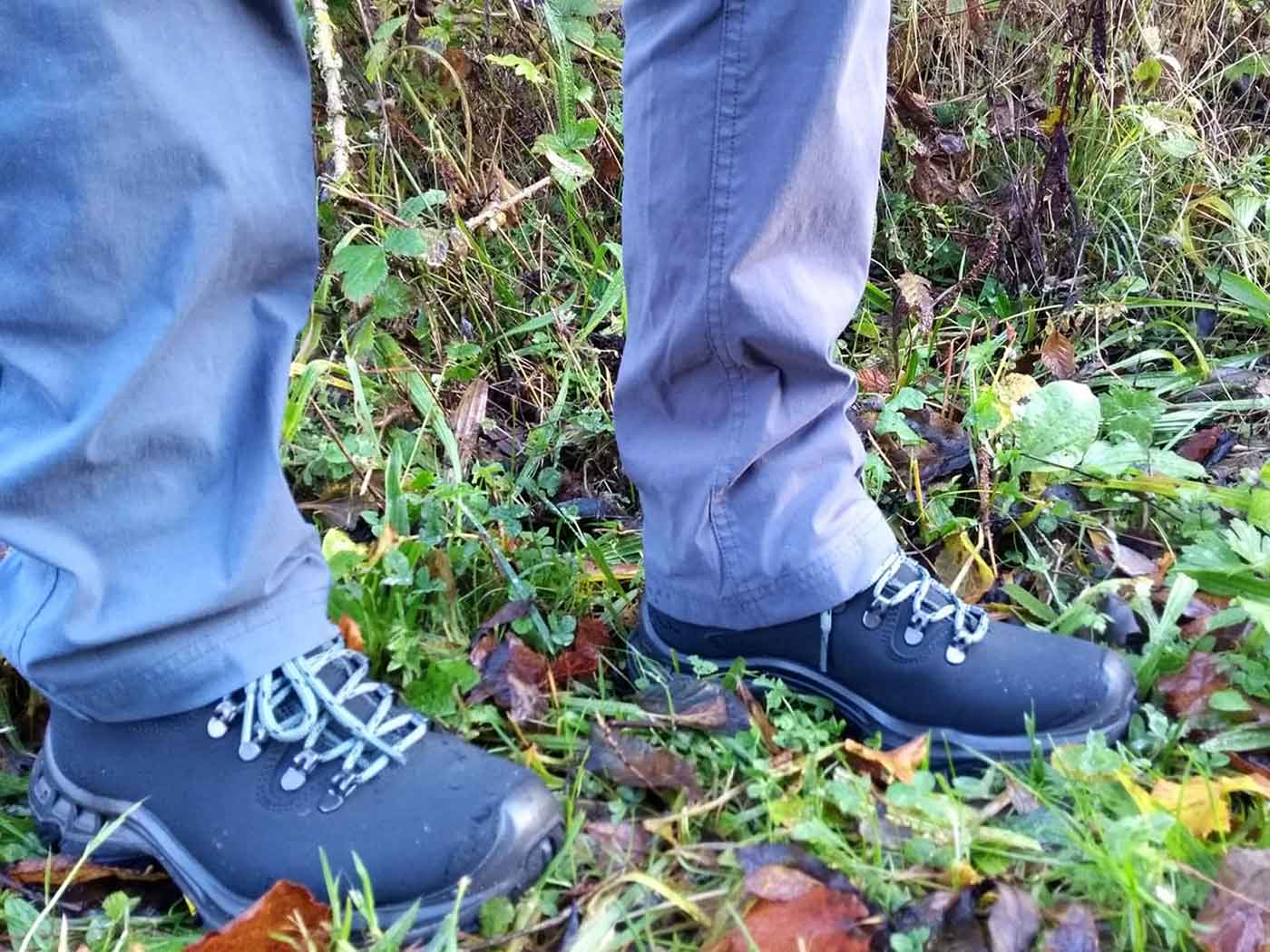 wills vegan walking boots