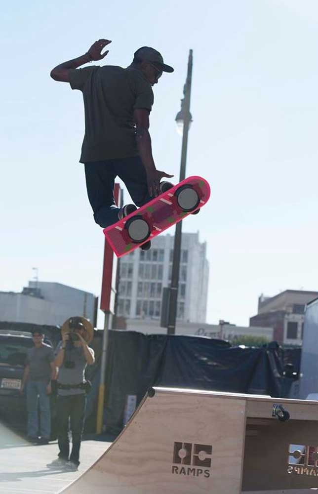 Terrell Owens getting more air from a ramp. Photo from the HUVr Tech Facebook page.