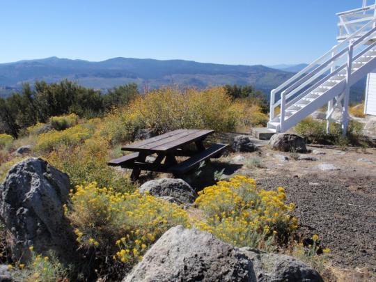 black-mountain-fire-tower-2