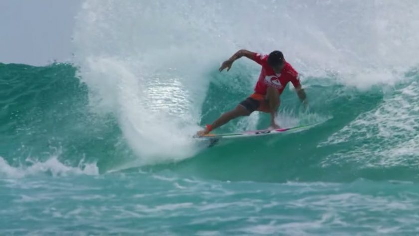 Filipe Toledo blowing the fins. Photo: screen grab from video.
