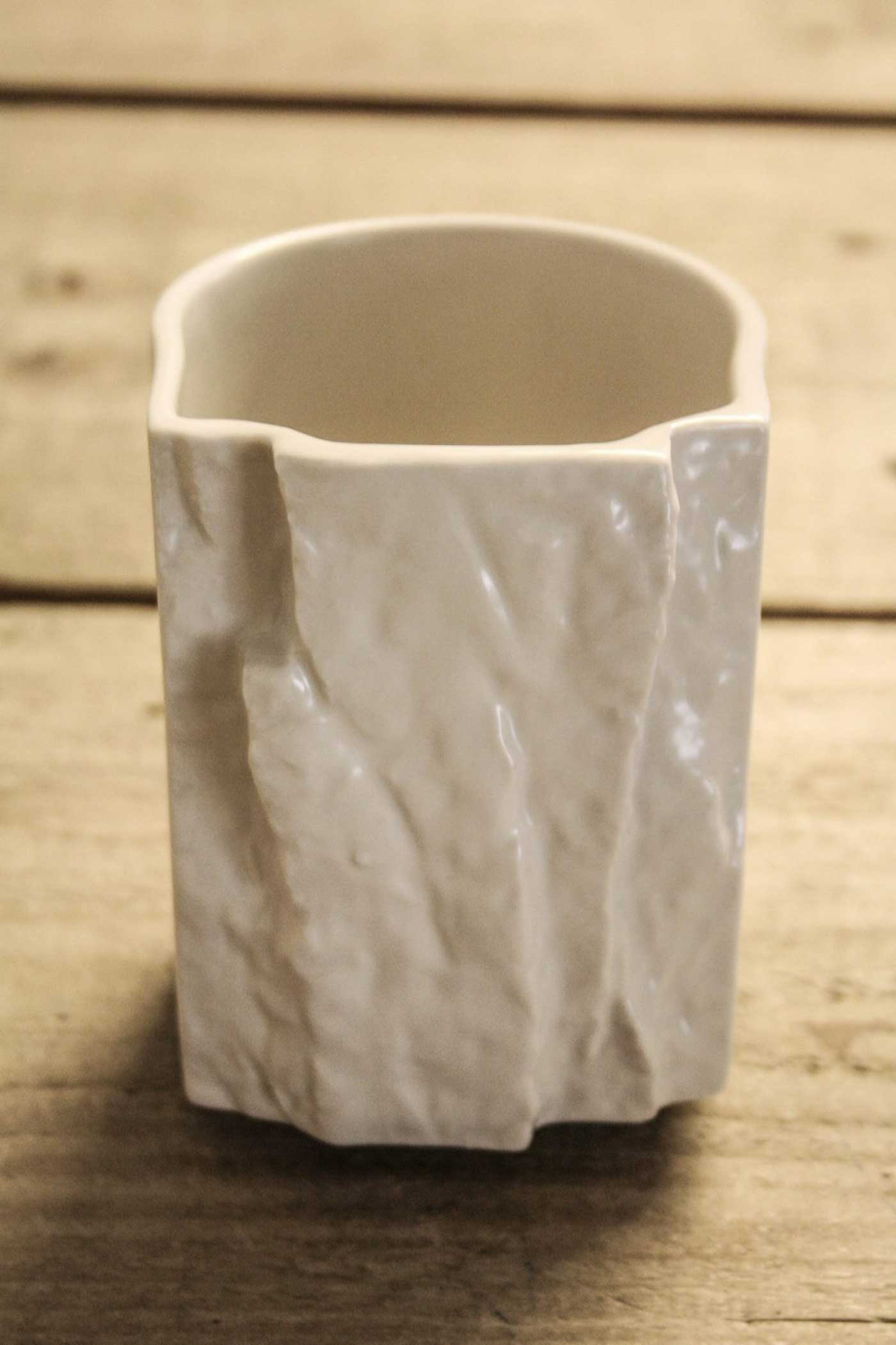 Pinch Hold Mug – Restful exercise for climbers.