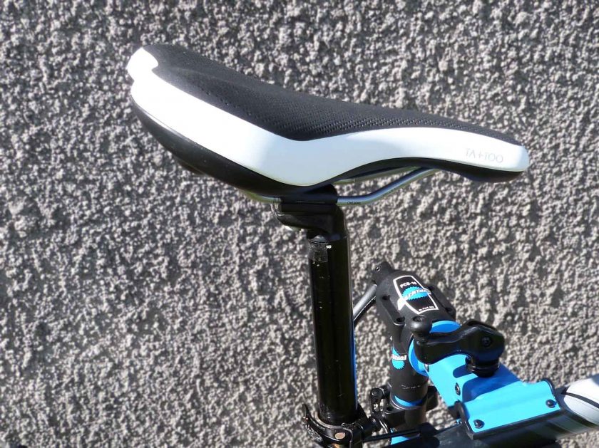 The TA+TOO is crafted in a smooth shape and padded with 3D skingel, which SR say is ‘able to absorb shocks 40% better than other padding materials.'