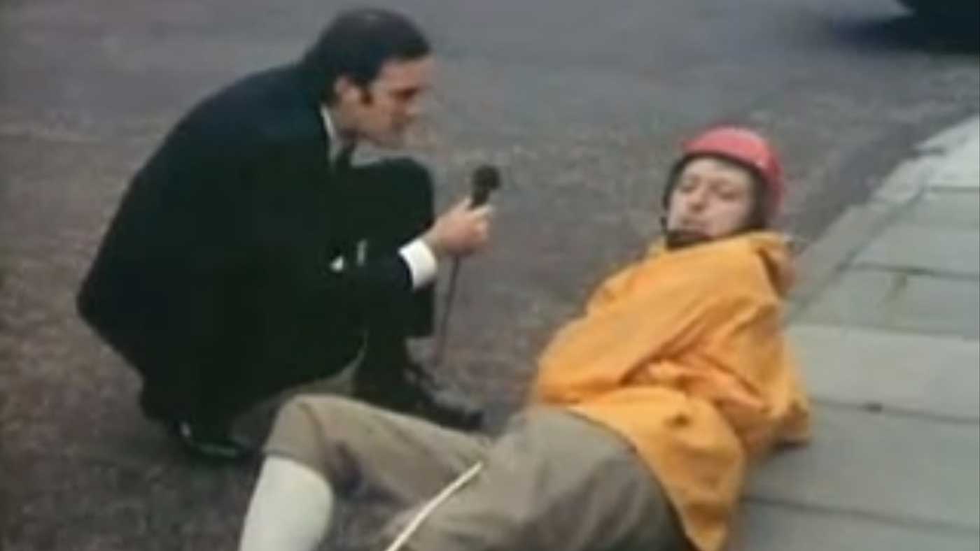 Video: Monty Python – Climbing the north face of the Uxbridge Road