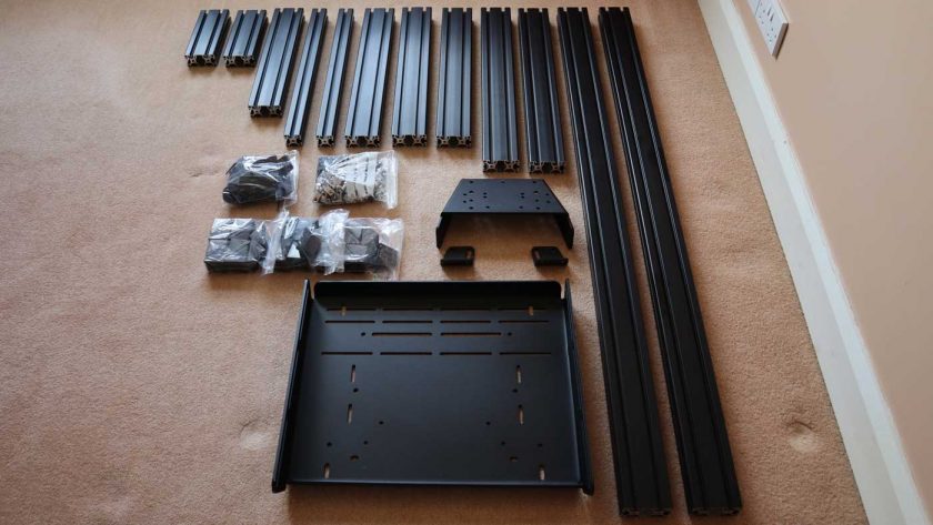 Aluminium profile and other parts that come in the kit