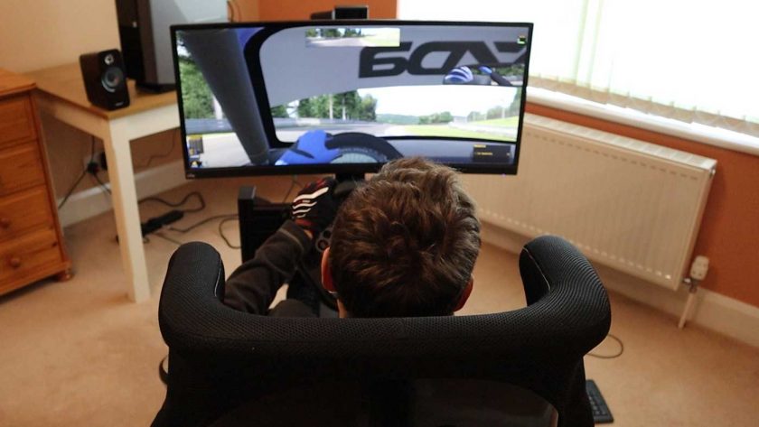 Acer X34 monitor mounted on the Sim-Lab GT1 Evo cockpit