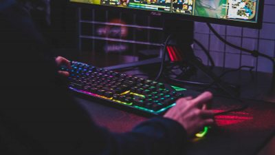 Person playing video games on a PC