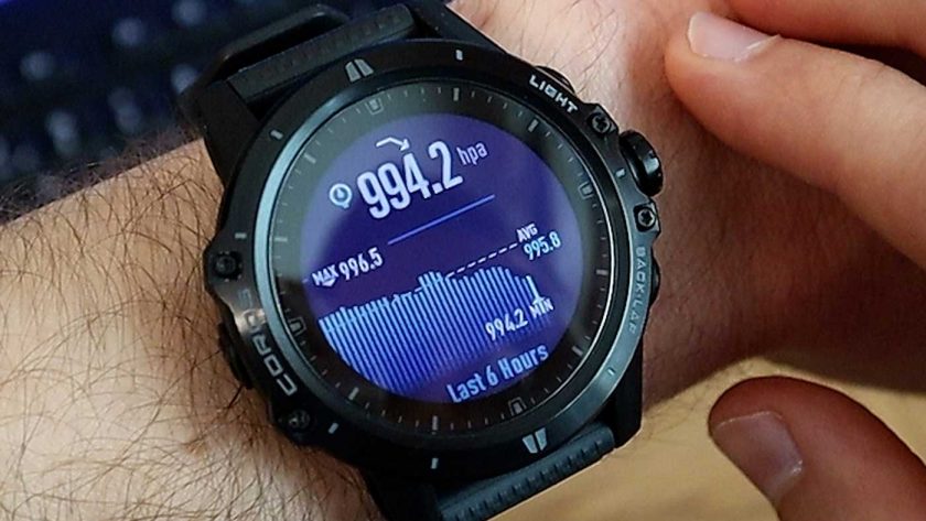 Air pressure widget on the Coros Vertix GPS adventure watch