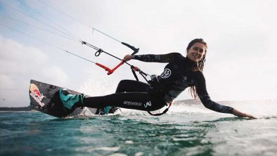 Gisela Pulido kitesurfing
