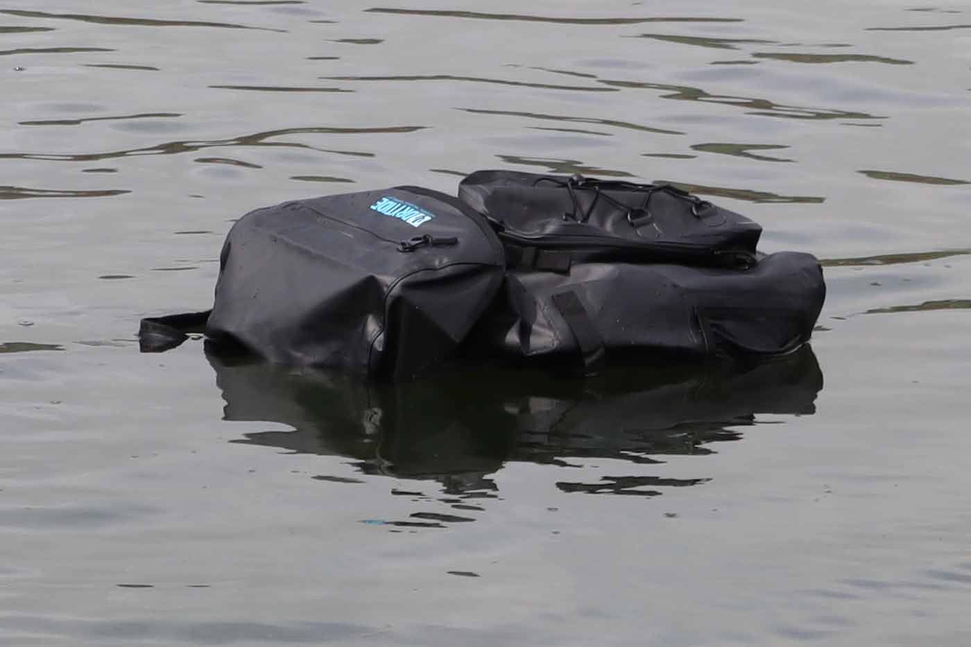 DryTide 50L waterproof backpack review: 100% waterproof fabric & seams