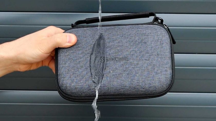 Water running off the waterproof tech organiser