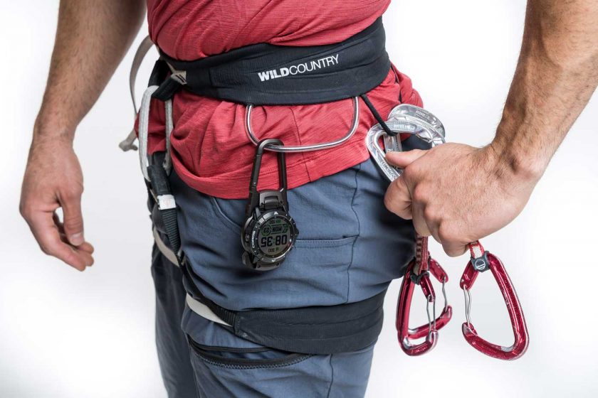 COROS VERTIX 2 rock climbing carabiner accessory
