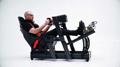 Next Level Racing F-GT Elite aluminium profile cockpit in the formula position