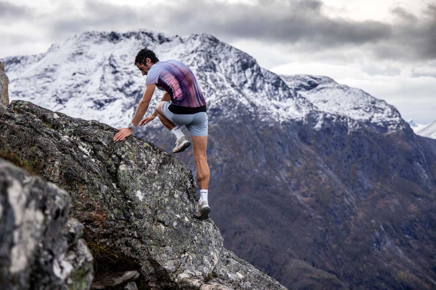 Kilian Jornet testing the Coros Apex 2 Pro GPS watch on a mountain