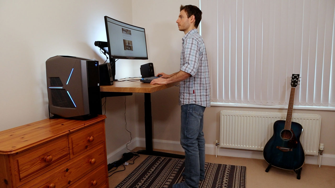 [最終セール］Fully Jarvisモニターアーム Single ブラック Jarvis Single Monitor Arm – Herman Miller Store